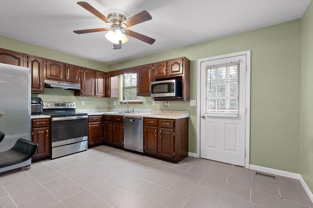 200 Phillips Drive NE, Cleveland, TN 37312