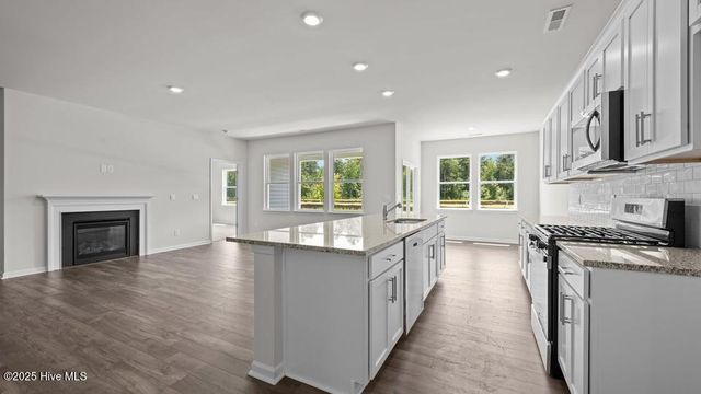 1017 Minnette Circle, New Bern, NC 28562