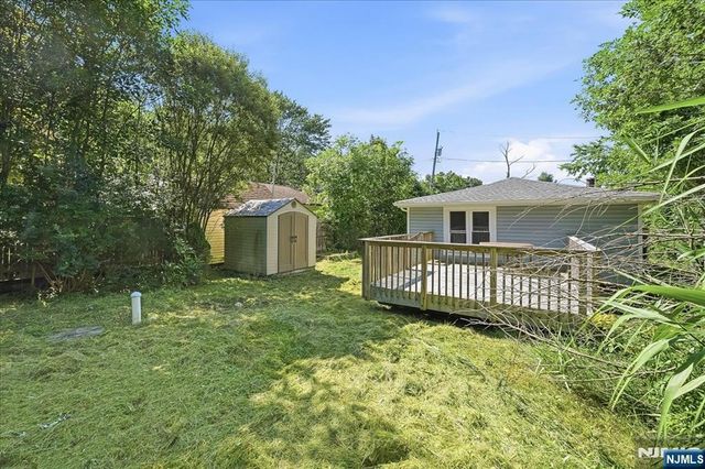 8 Madelyn Avenue, West Milford, NJ 07480