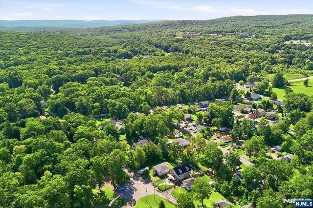 8 Madelyn Avenue, West Milford, NJ 07480