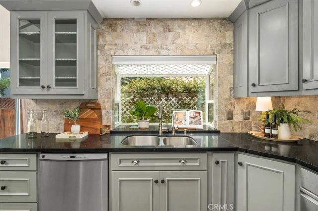 22071 Teresa, Mission Viejo, CA 92692