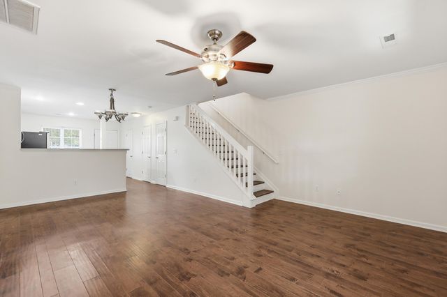 121 Hornby Circle, Goose Creek, SC 29445