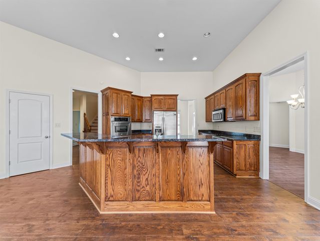 170 Wildwood Forest Road, Hot Springs, AR 71913