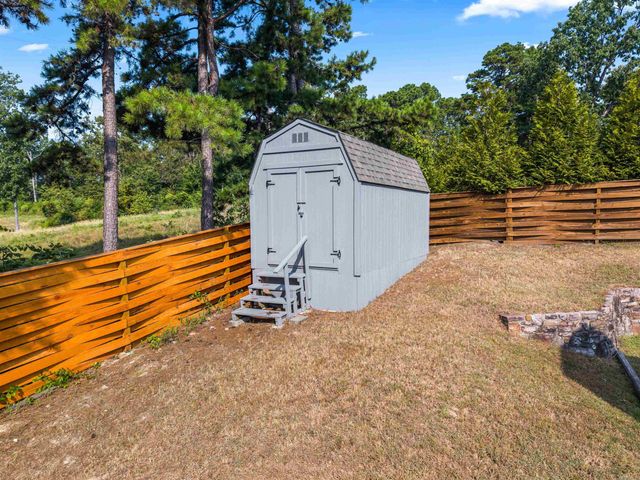170 Wildwood Forest Road, Hot Springs, AR 71913