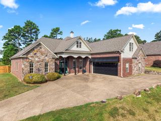 170 Wildwood Forest Road, Hot Springs, AR 71913