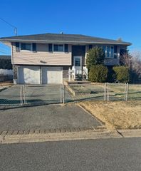 170 11th Street, West Babylon, NY 11704