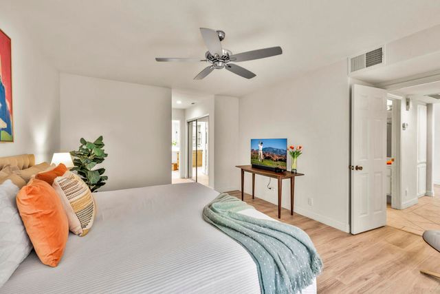 289 Castellana N, Palm Desert, CA 92260