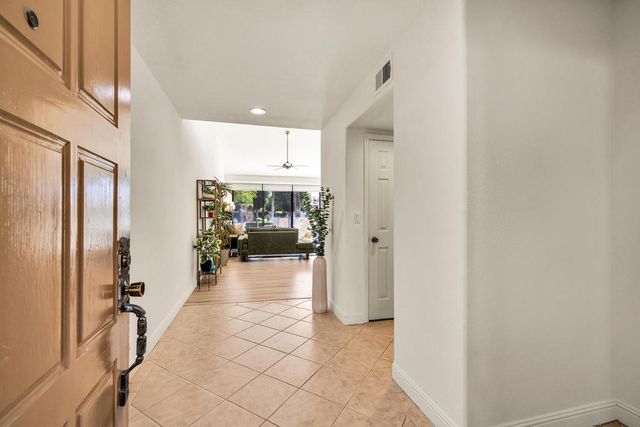 289 Castellana N, Palm Desert, CA 92260