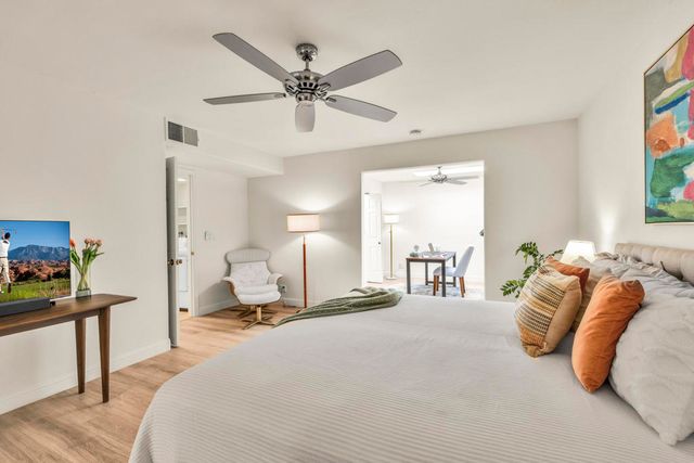 289 Castellana N, Palm Desert, CA 92260