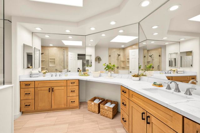 289 Castellana N, Palm Desert, CA 92260