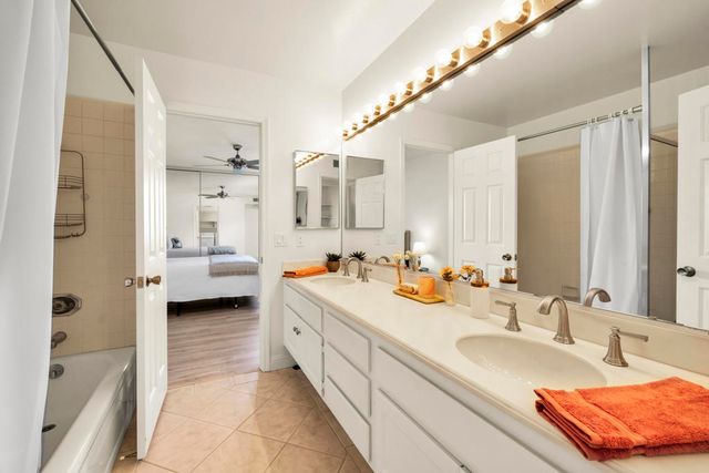 289 Castellana N, Palm Desert, CA 92260