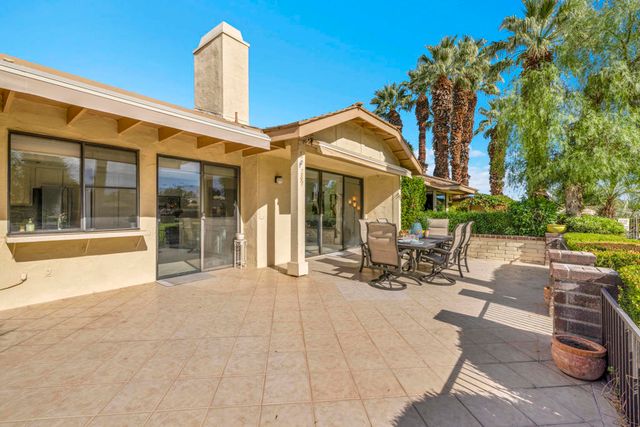289 Castellana N, Palm Desert, CA 92260
