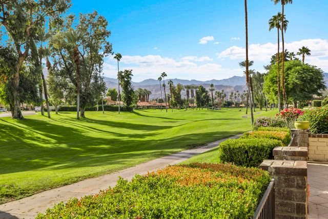 289 Castellana N, Palm Desert, CA 92260