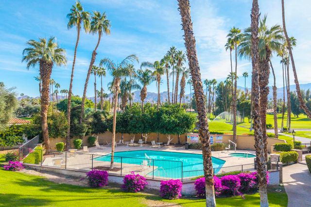 289 Castellana N, Palm Desert, CA 92260