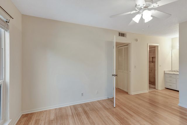 515 Basswood Ave Apt E58, Nashville, TN 37209