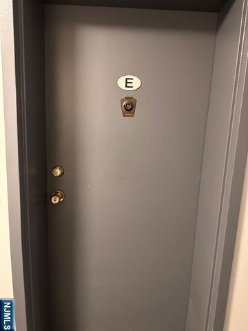 77 Prospect Avenue 6E, Hackensack, NJ 07601