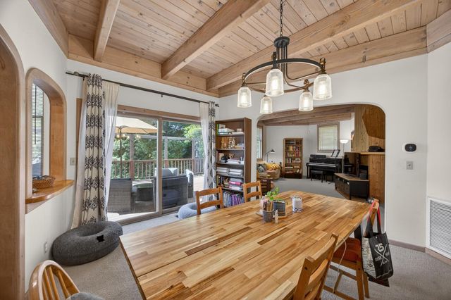 3940 Bannister Rd, Fair Oaks, CA 95628