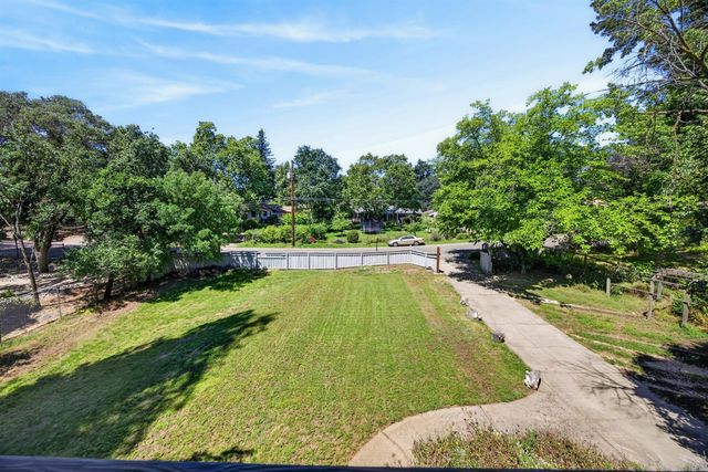 3940 Bannister Rd, Fair Oaks, CA 95628