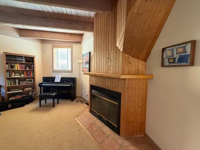 3940 Bannister Rd, Fair Oaks, CA 95628