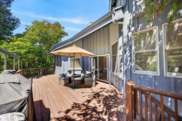 3940 Bannister Rd, Fair Oaks, CA 95628