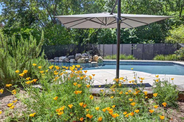 3940 Bannister Rd, Fair Oaks, CA 95628
