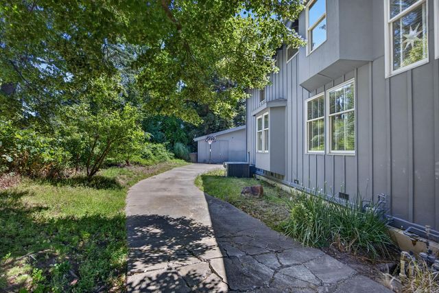 3940 Bannister Rd, Fair Oaks, CA 95628