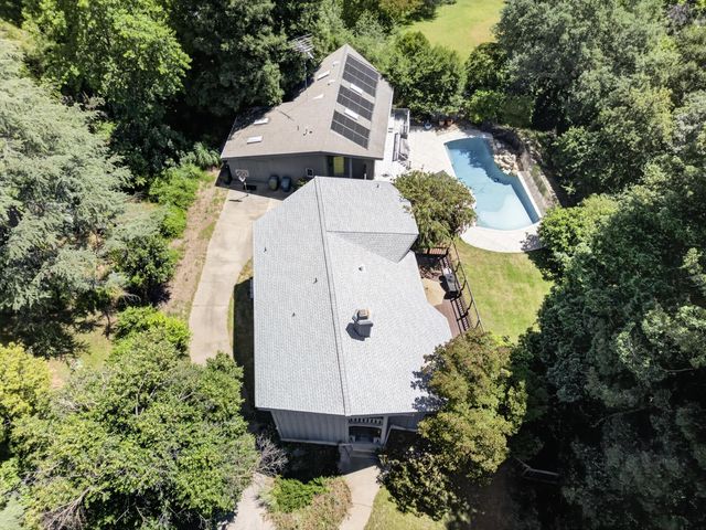 3940 Bannister Rd, Fair Oaks, CA 95628