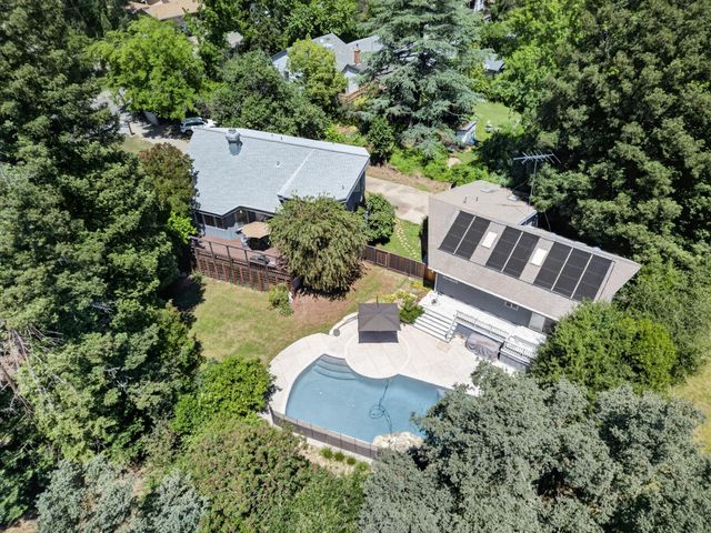 3940 Bannister Rd, Fair Oaks, CA 95628