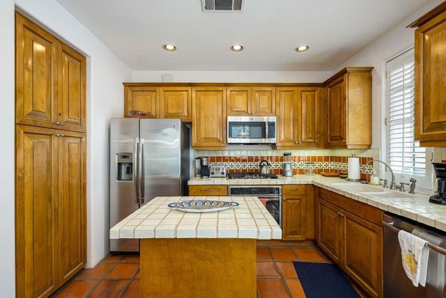 77140 Vista Flora, La Quinta, CA 92253