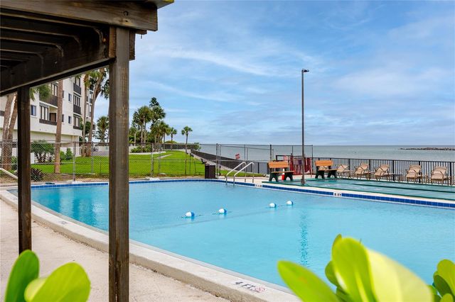 7100 SUNSET WAY 810, St Pete Beach, FL 33706