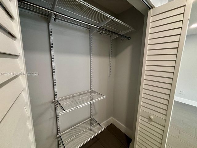 130 W 57th St SIDE, Hialeah, FL 33012