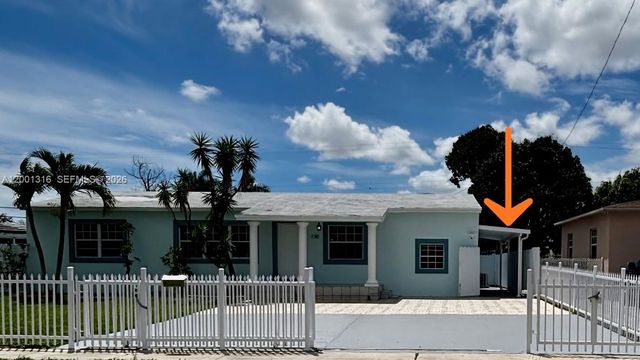 130 W 57th St SIDE, Hialeah, FL 33012