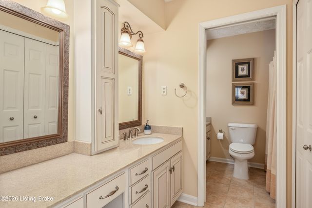 1602 Gardiner Ln APT 120, Louisville, KY 40205