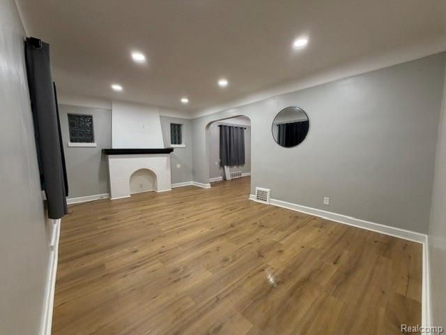 9850 Yorkshire Road, Detroit, MI 48224