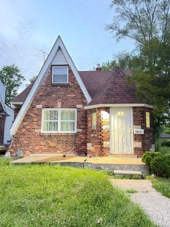 9850 Yorkshire Road, Detroit, MI 48224