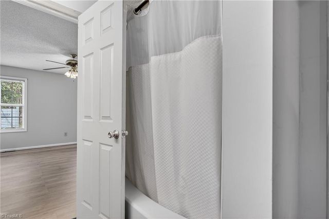 11 Oak Meadow Lane, Thomasville, NC 27360