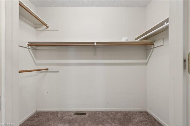 11 Oak Meadow Lane, Thomasville, NC 27360