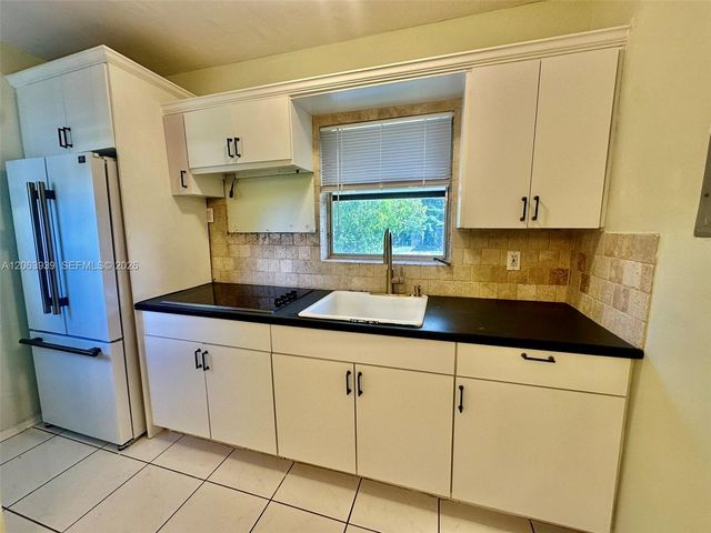 2325 Fillmore St 2, Hollywood, FL 33020