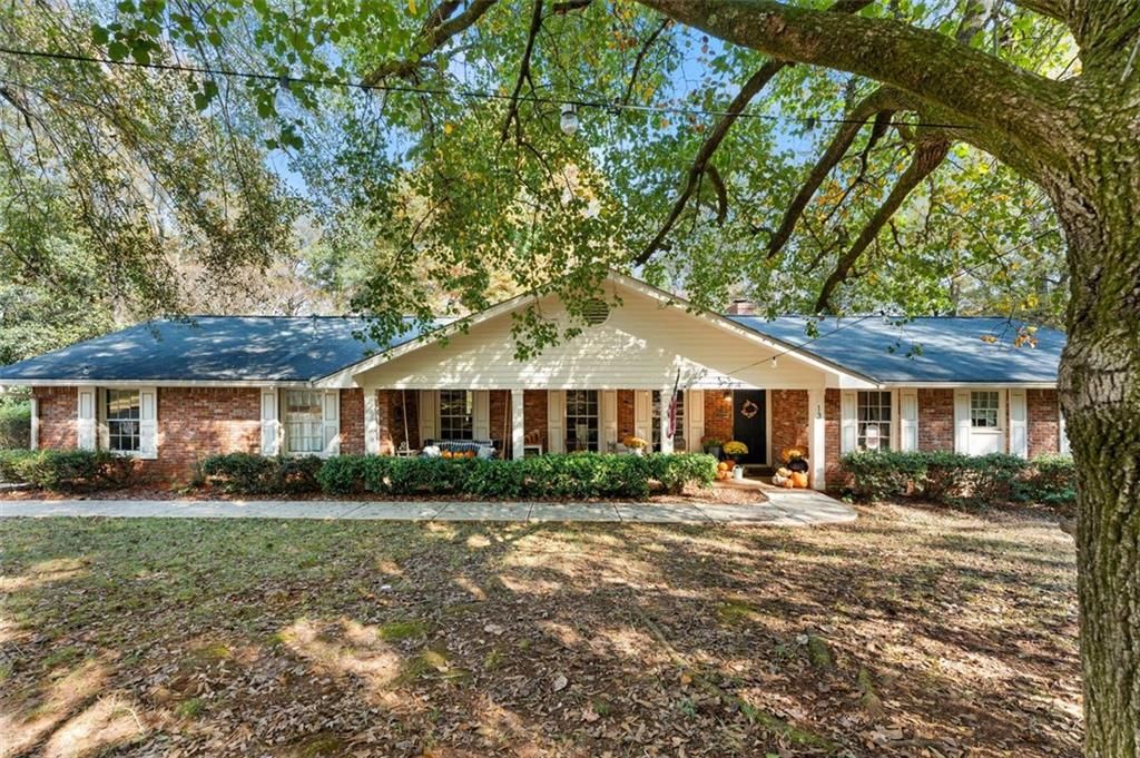 13 E Lakeshore SE Drive, Rome, GA 30161