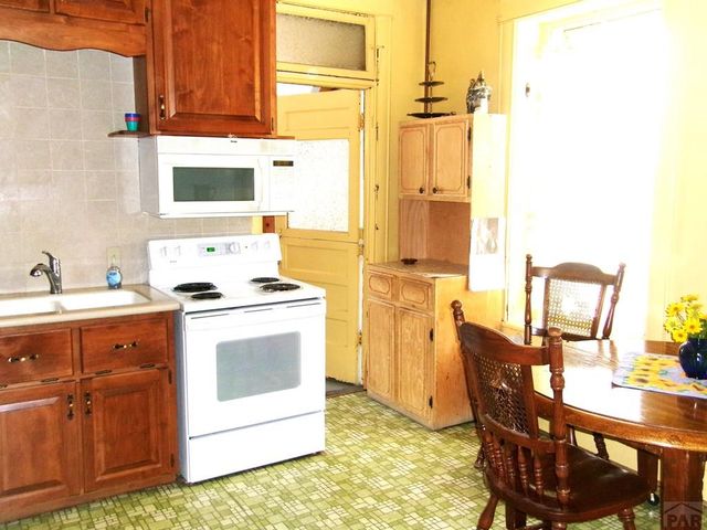 1710 Palmer Ave, Pueblo, CO 81004