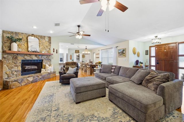 1525 SE 43RD AVENUE, Ocala, FL 34471