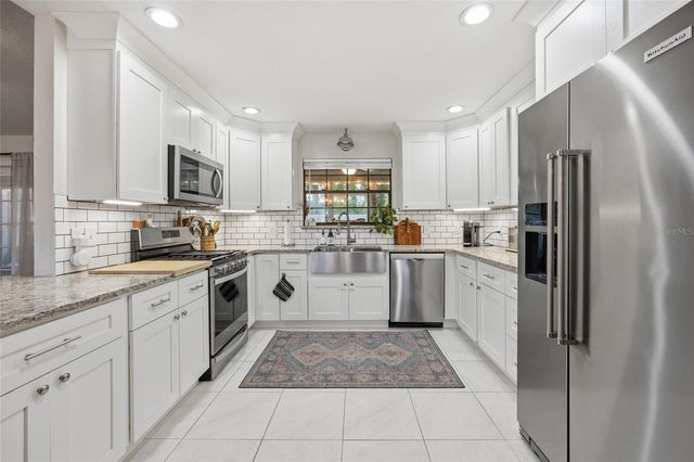 1525 SE 43RD AVENUE, Ocala, FL 34471