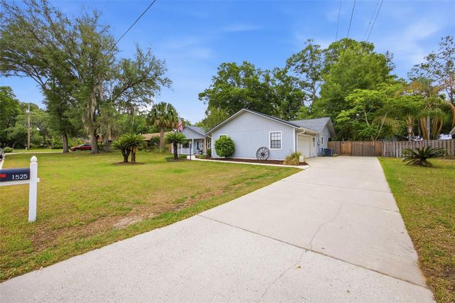 1525 SE 43RD AVENUE, Ocala, FL 34471