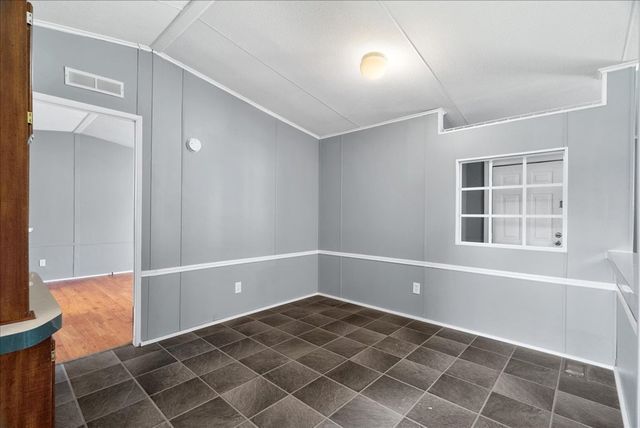 46 W Pine Street, Chatsworth, GA 30705