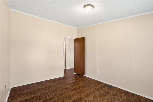 46 W Pine Street, Chatsworth, GA 30705