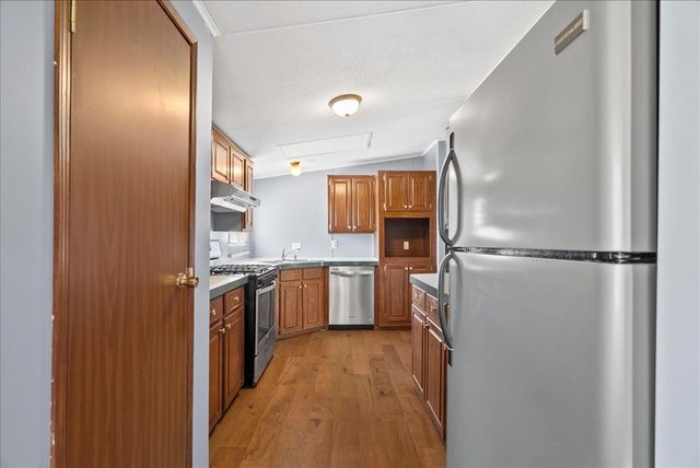 46 W Pine Street, Chatsworth, GA 30705