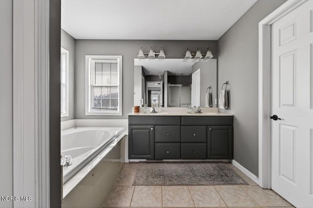 2550 Live Oak Road, Sylvania, OH 43560