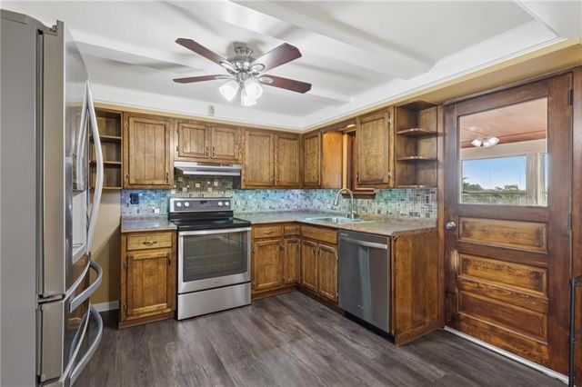 723 Elwell Ave, West Mifflin, PA 15122