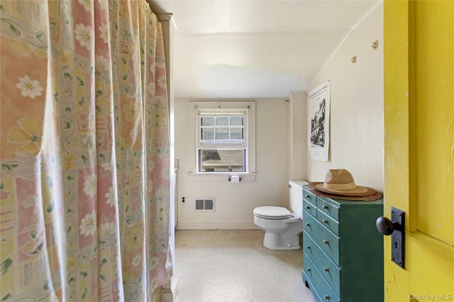 11 Ocean Walk, West Gilgo Beach, NY 11702