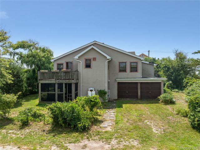 11 Ocean Walk, West Gilgo Beach, NY 11702